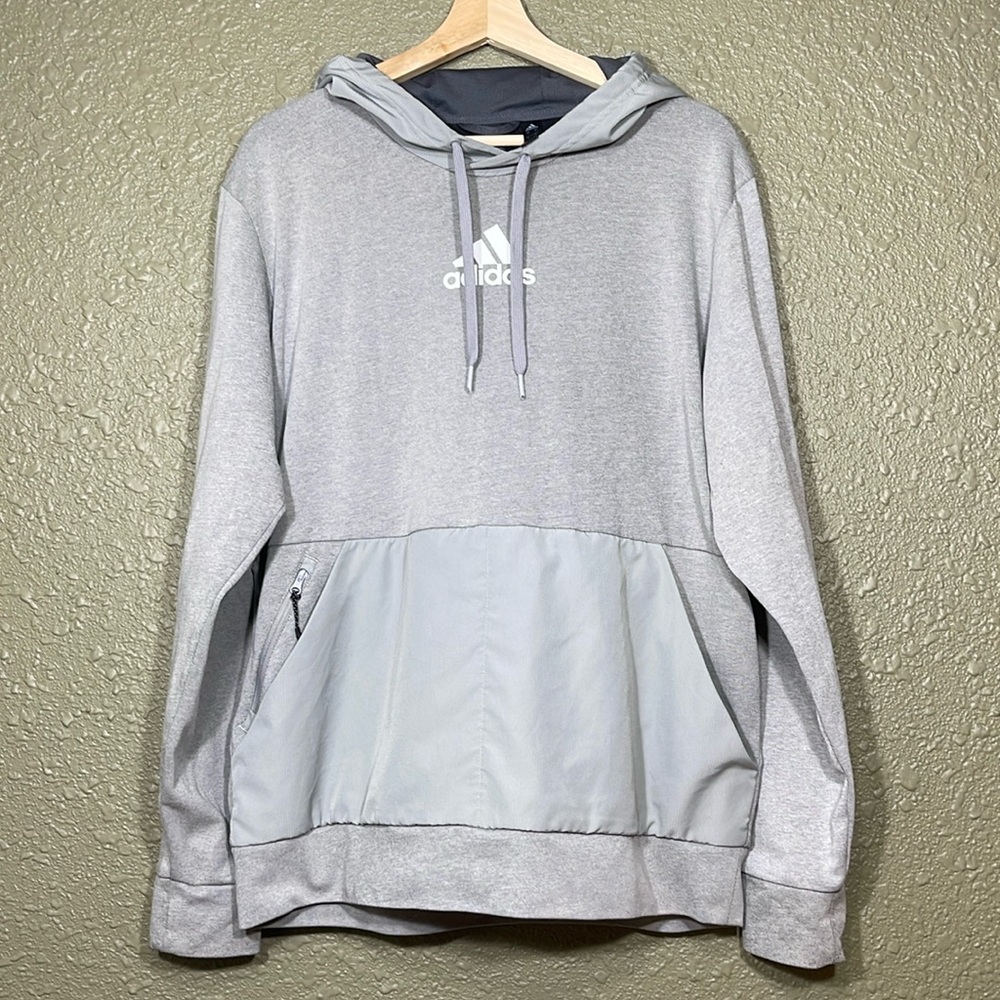 ADIDAS PULL OVER HOODIE